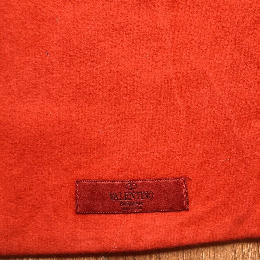 Valentino Garavani Red Dust Bag 14 x 8 shoes purse